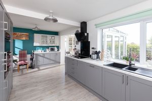 Kitchen- click for photo gallery